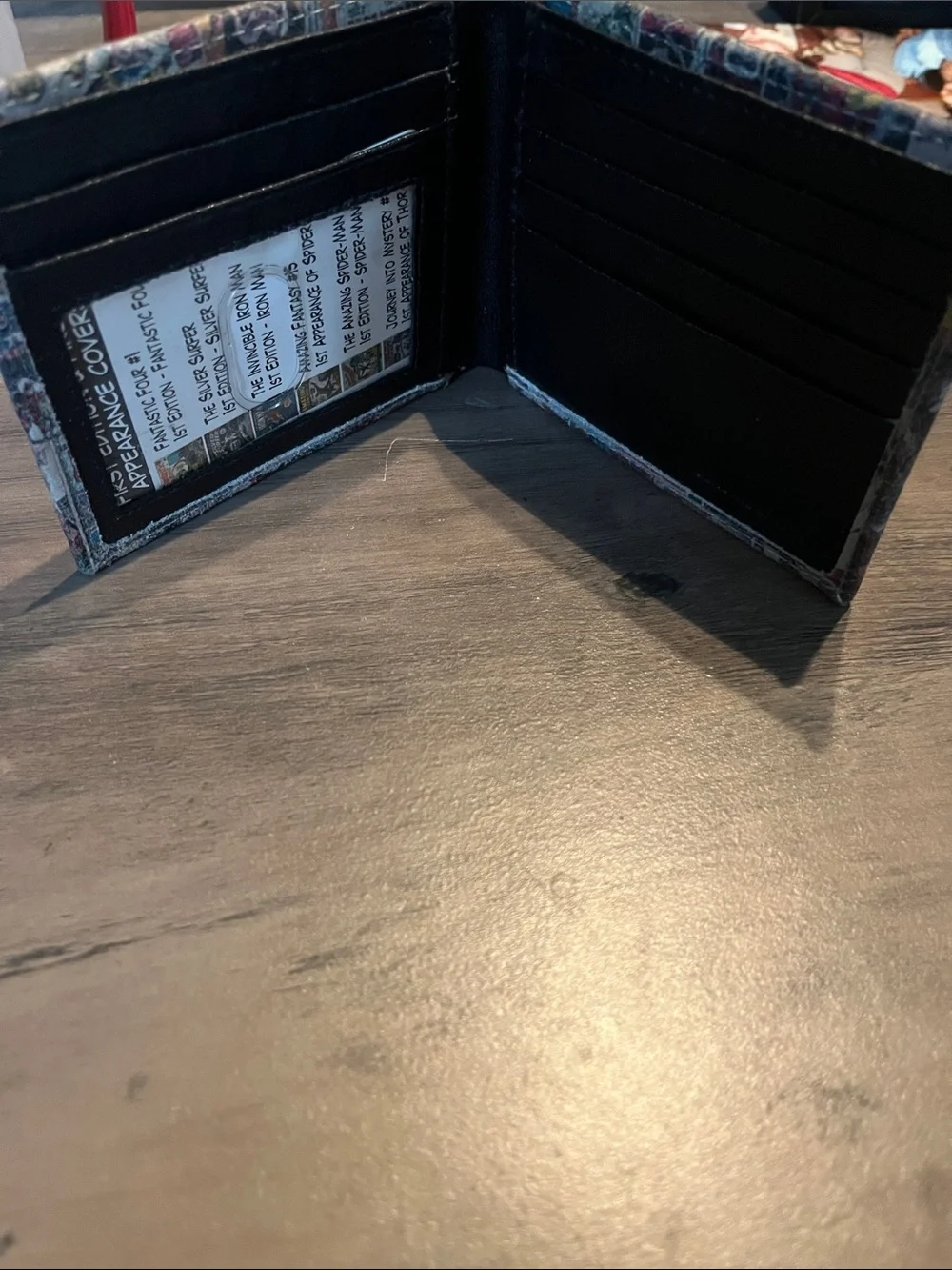 Marvel  Comics Wallet - Picture 2 of 3